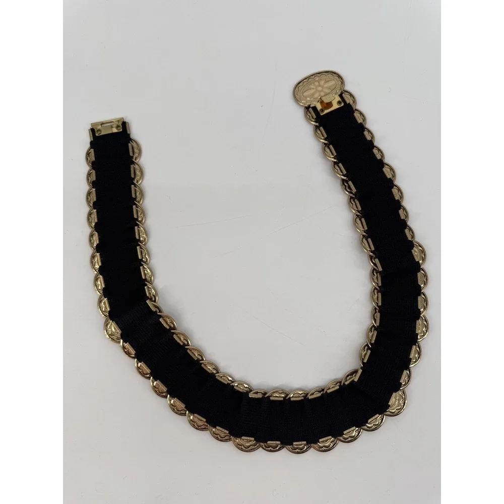 Gold Tone Medallion Stretch Waist Belt Womens One Size Black Elastic Floral Link
